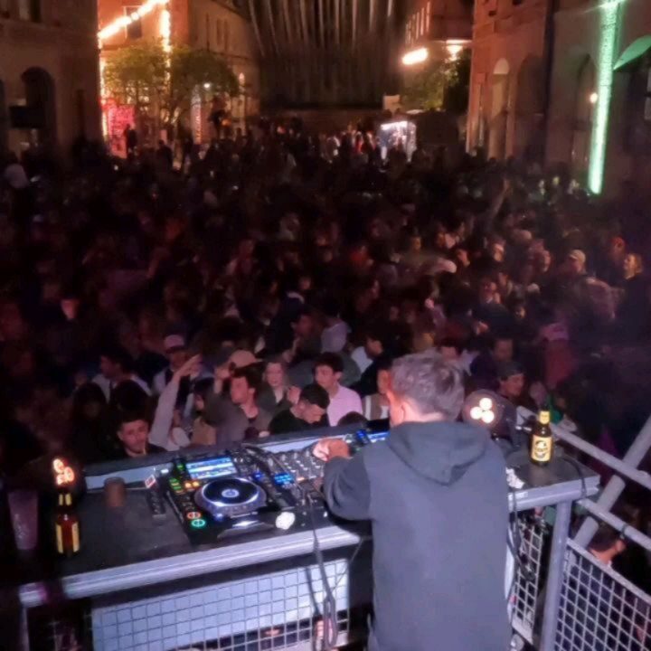 Instagram post from laroze__. This post is in position 5.