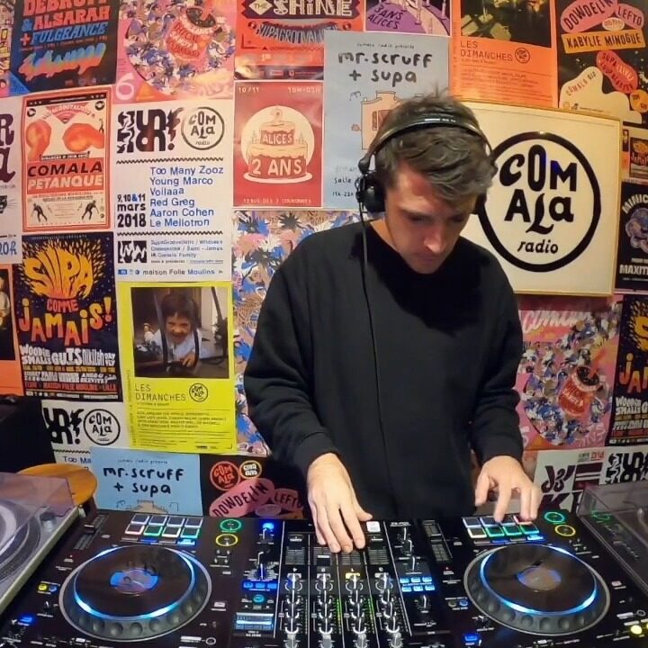 Instagram post from laroze__. This post is in position 8.