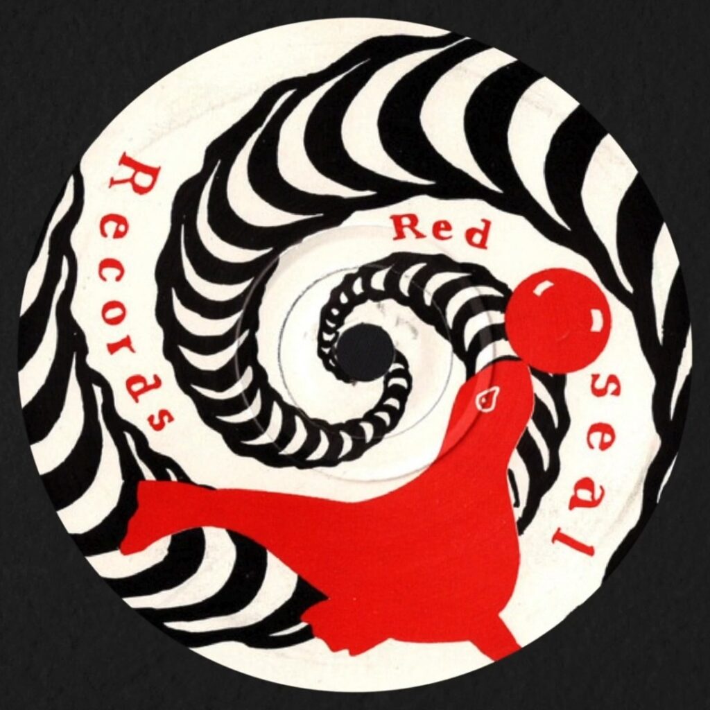 Instagram post from laroze__. This post is in position 8.