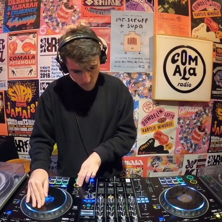 Instagram post from laroze__. This post is in position 6.