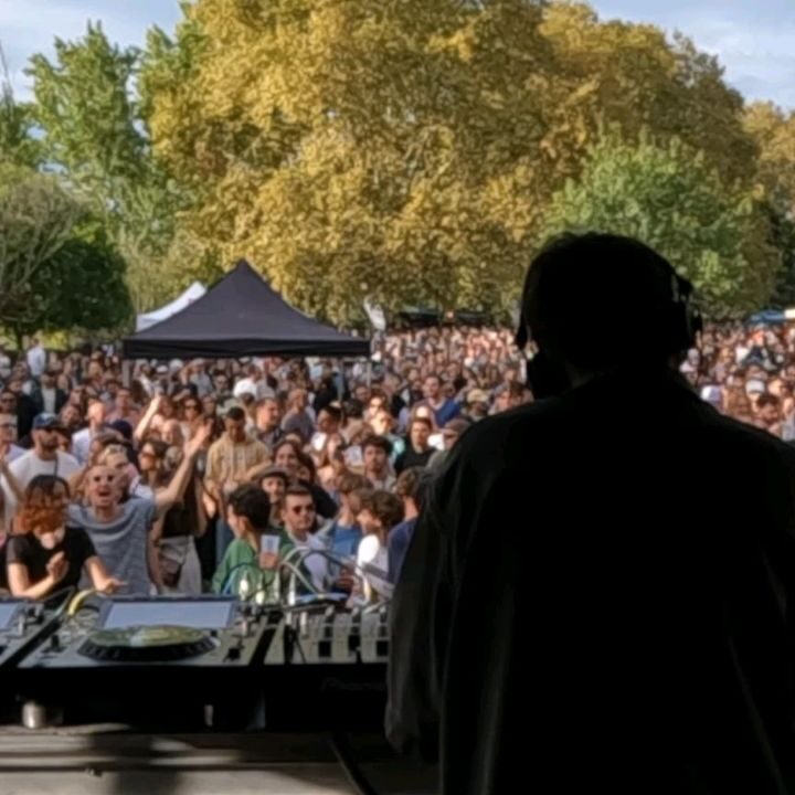 Instagram post from laroze__. This post is in position 1.