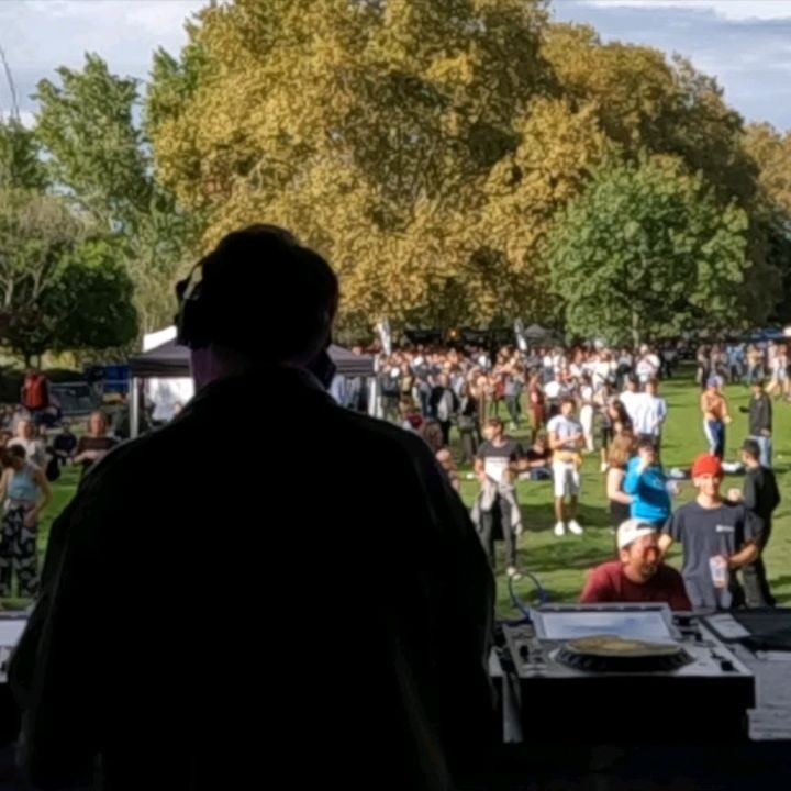 Instagram post from laroze__. This post is in position 13.