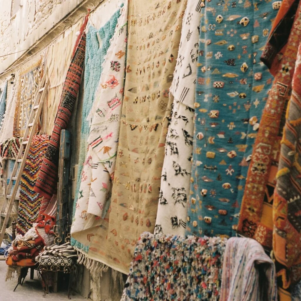 Instagram post from laroze__. This post is in position 10.