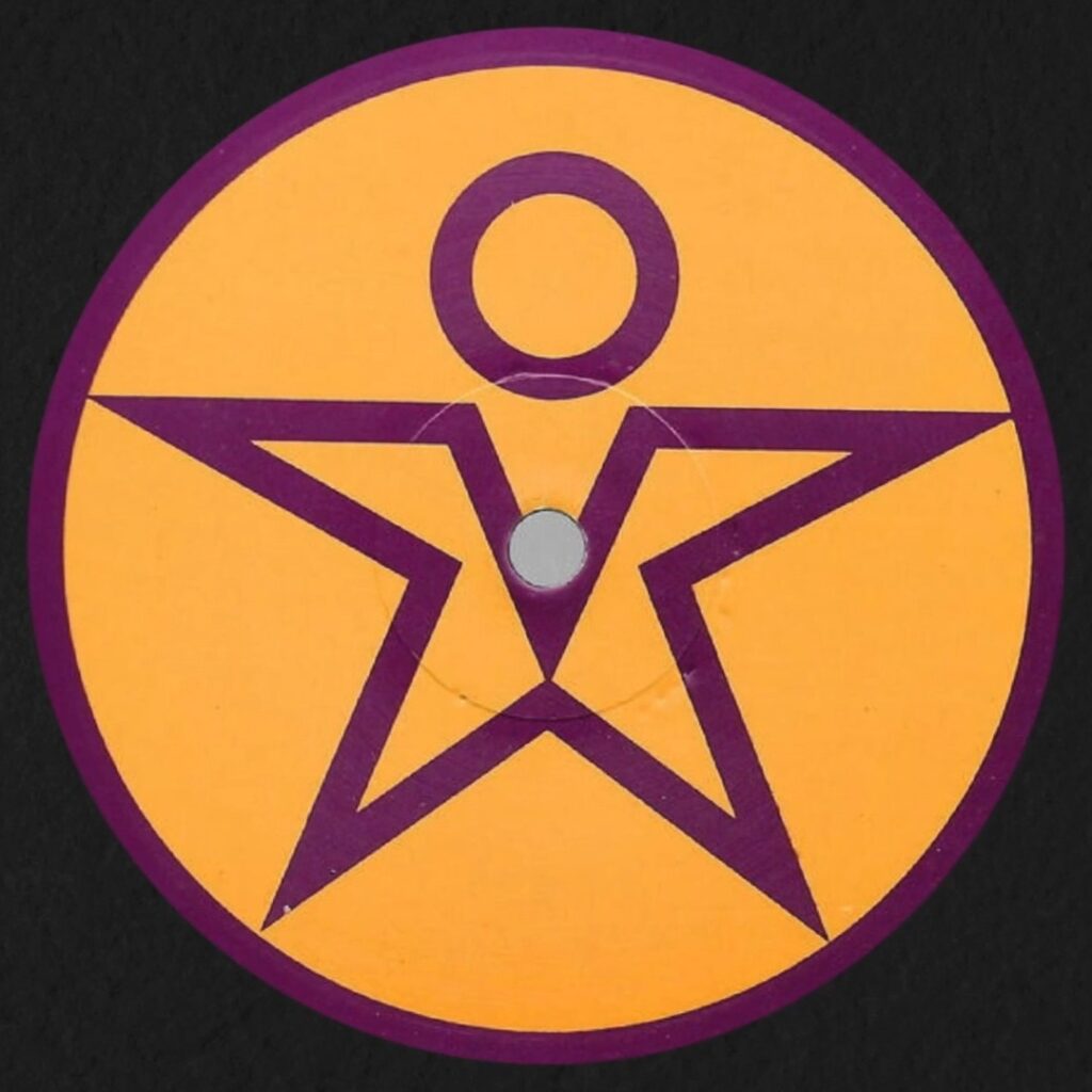 Instagram post from laroze__. This post is in position 3.