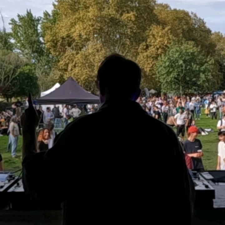 Instagram post from laroze__. This post is in position 12.